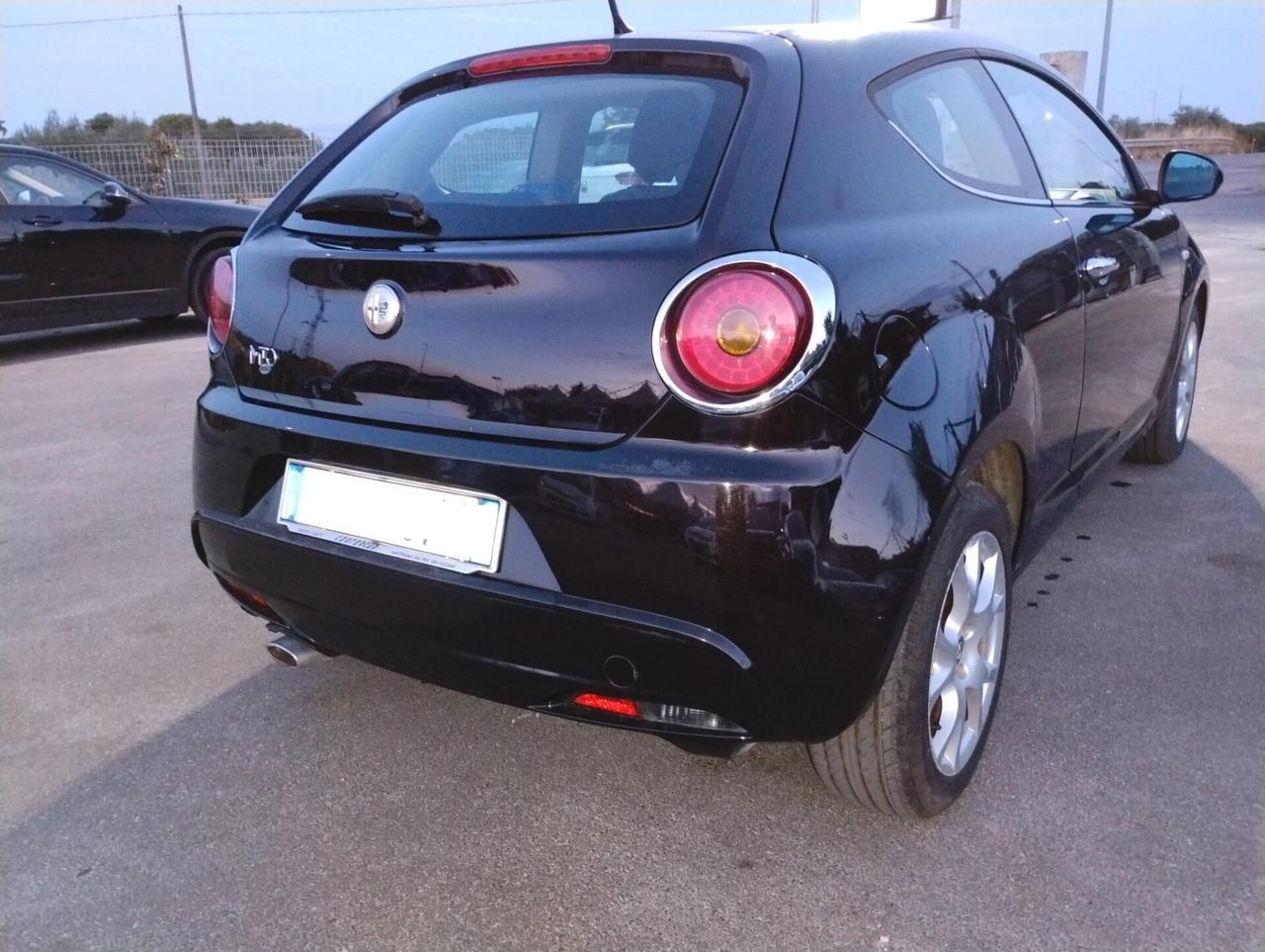 Alfa Romeo MiTo 1.6 JTDm-2 Distinctive