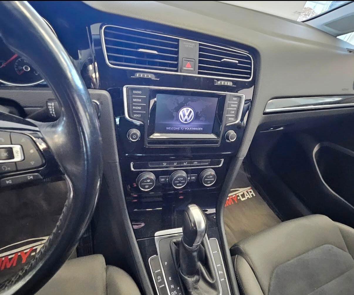 Volkswagen Golf Business 1.6 TDI DSG 5p. HIGHLINE BlueMotion Tech.