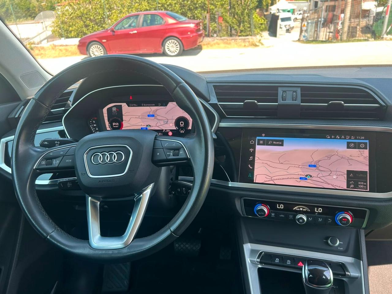 Audi Q3 35 TDI S tronic Business Sport