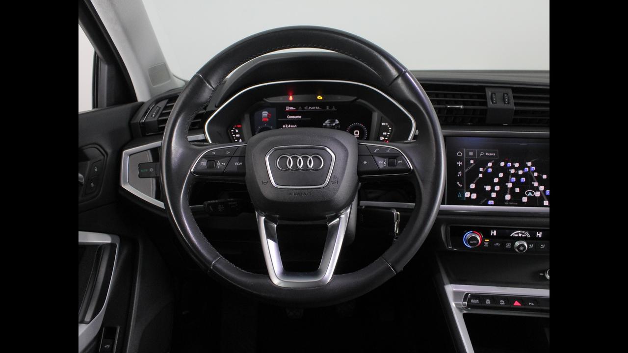 AUDI Q3 2019 Sportback - Q3 Sportback 35 2.0 tdi Business Plus