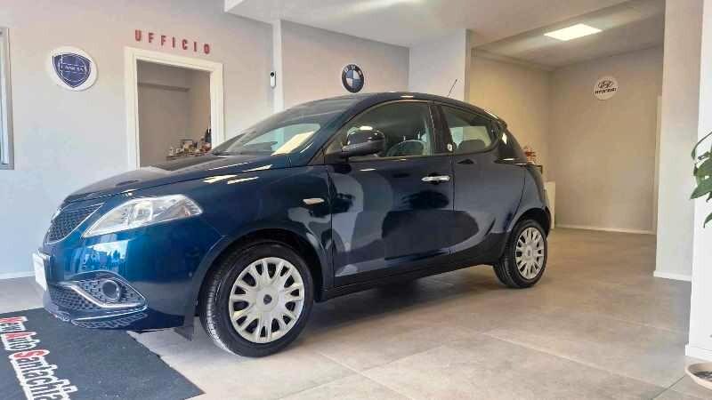 Lancia Ypsilon 1.2 69 CV GPL Ecochic Gold