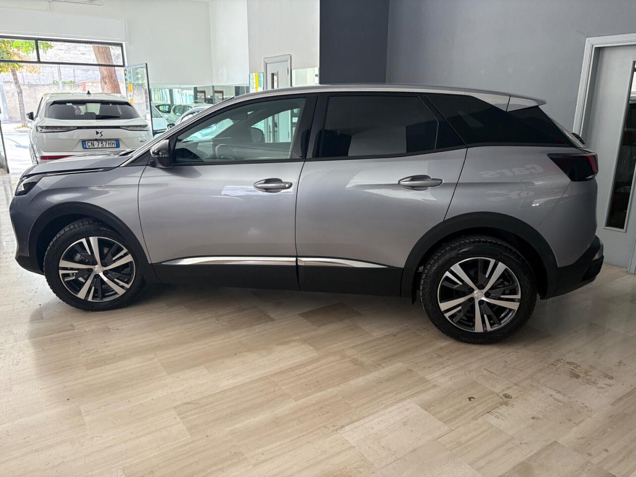 Peugeot 3008 BlueHDi 130cv EAT8 ALLURE