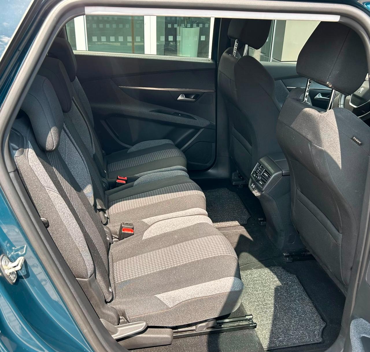 Peugeot 5008 BlueHDi 130 S&S EAT8 Allure