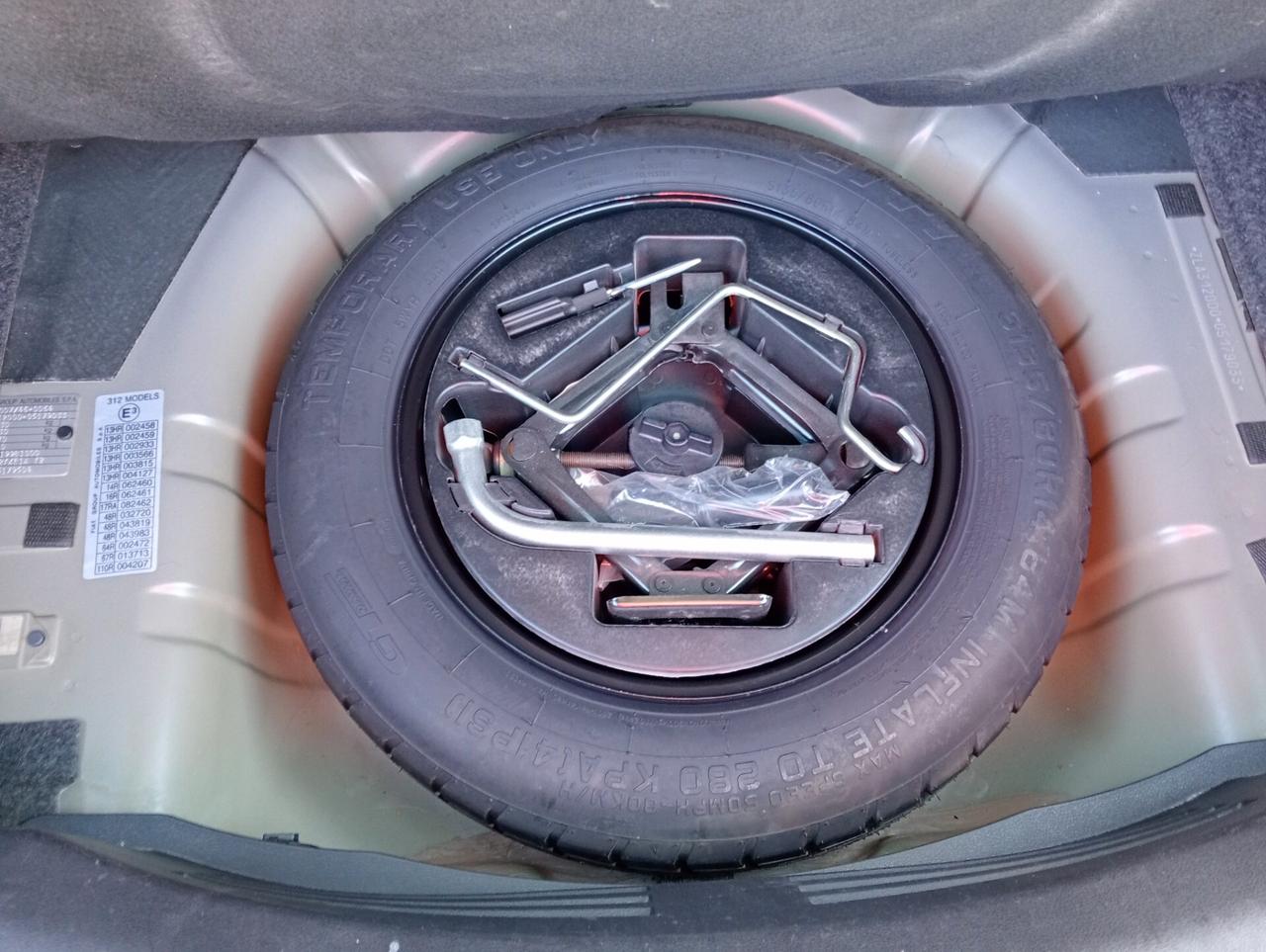 Lancia Ypsilon 1.3 MJET 95CV Elefantino