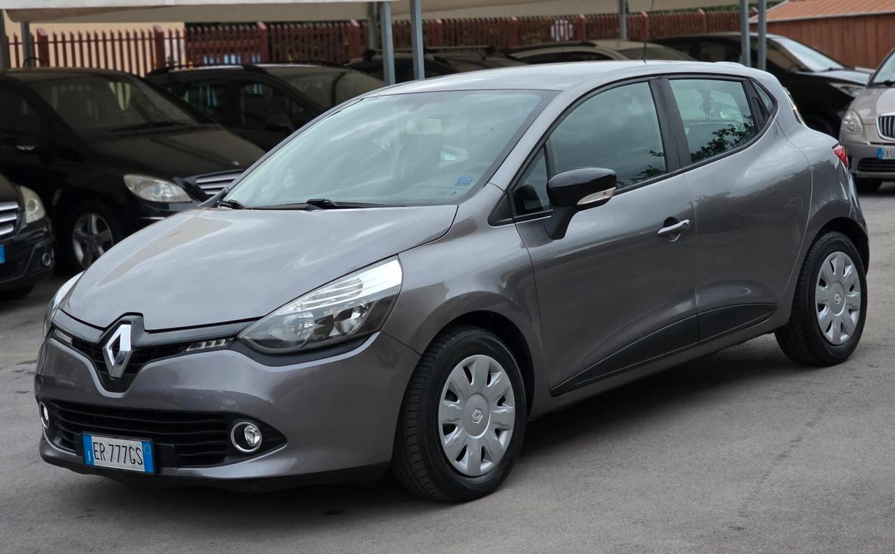 Renault Clio 1.2 75CV 5 porte Live
