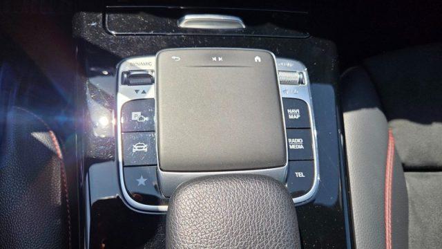 MERCEDES-BENZ A 200 Premium Amg PERMUTE UNICOPROPRIETARIO