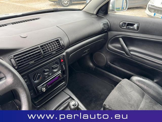 VOLKSWAGEN Passat 1.9 TDI/101 CV cat Var. C.line