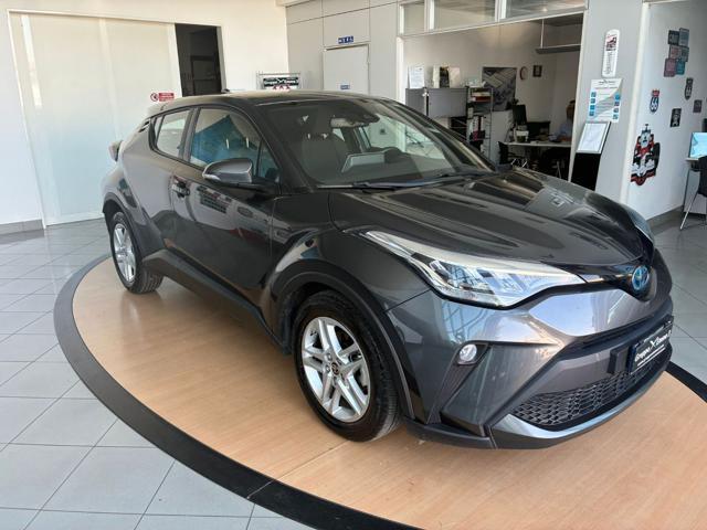 TOYOTA C-HR 1.8 Hybrid E-CVT Active