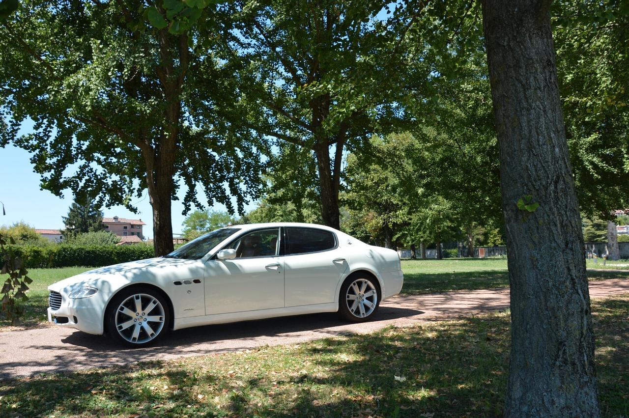Maserati Quattroporte 4.2 V8 Duoselect Executive GT