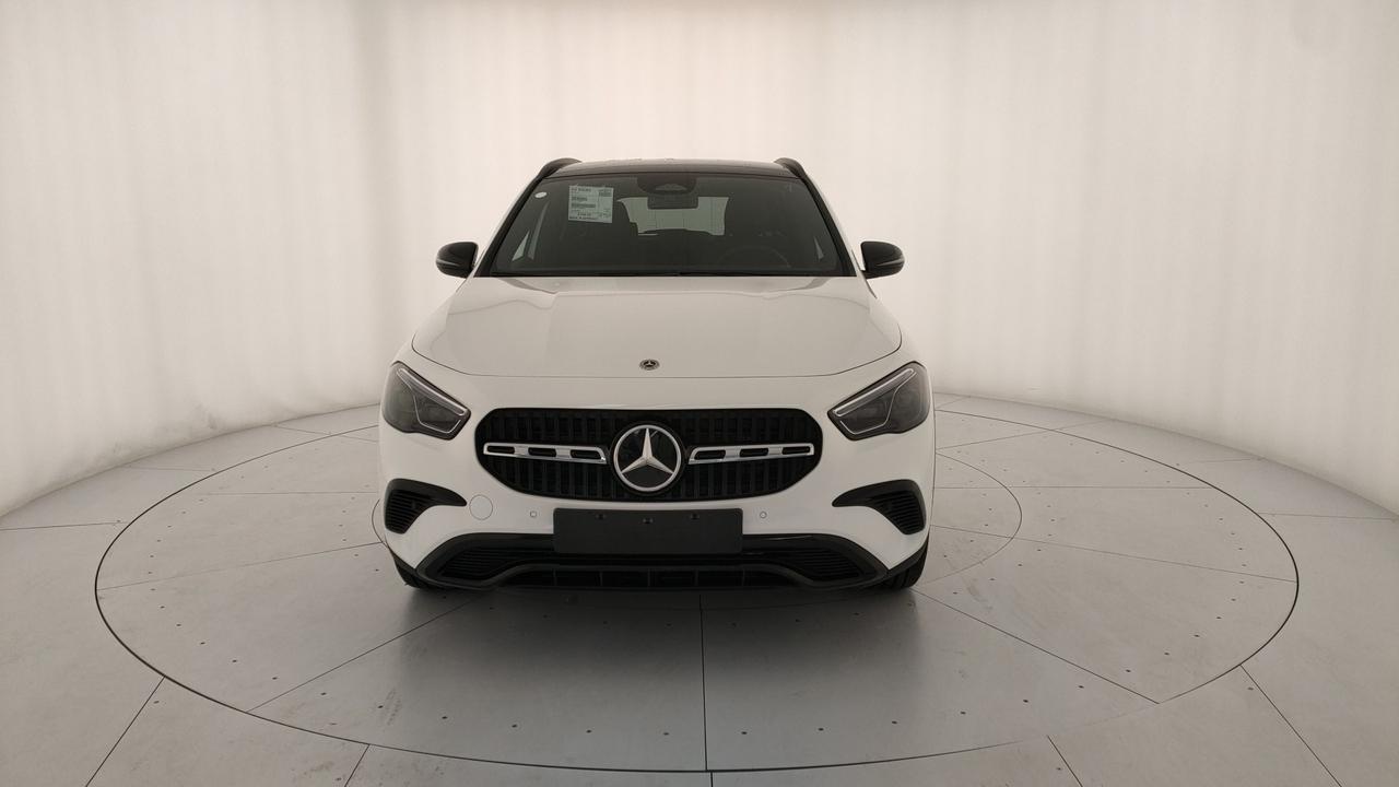 Mercedes-Benz GLA 200 d automatic