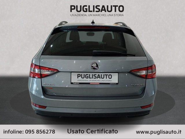 SKODA Superb 2.0 TDI DSG Wagon Style