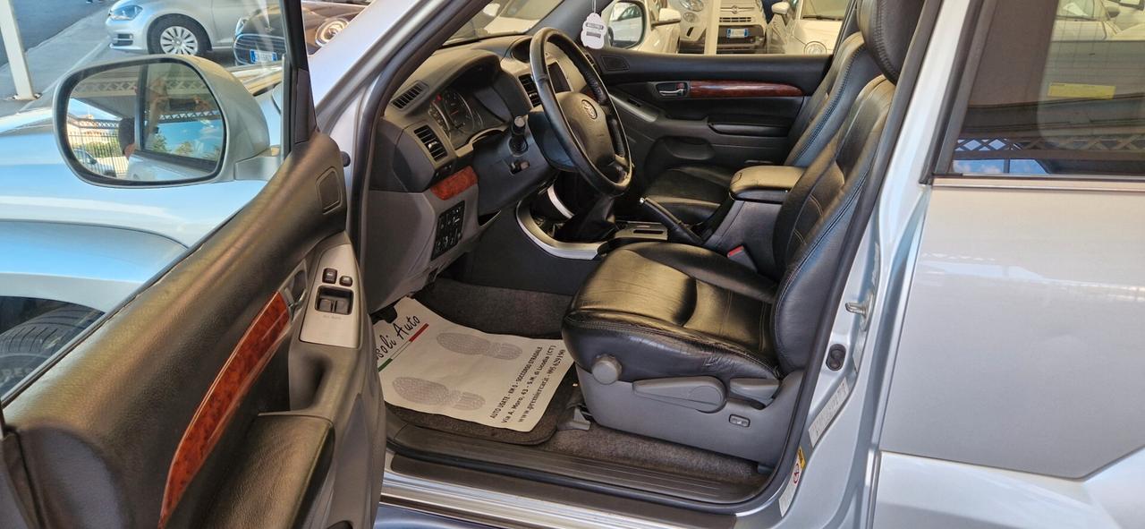 Toyota Land Cruiser 3.0 D-4D 16V cat 3 porte Sol