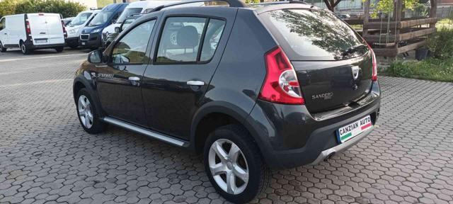 DACIA Sandero Stepway 1.6 8V