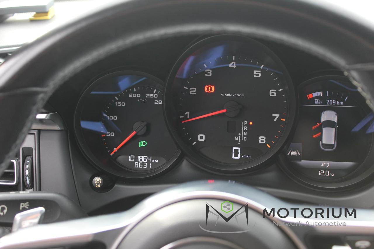 Porsche MACAN 2.0 245 CCV PDK