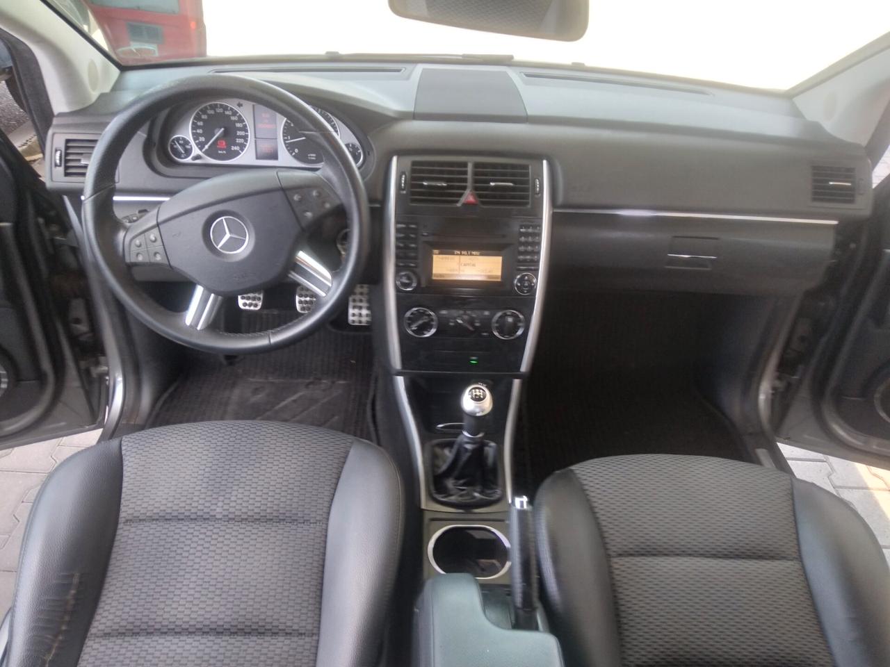 Mercedes-benz B 180 BlueEFFICIENCY Sport x neopatentati