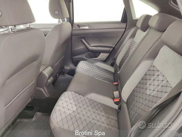 Volkswagen Taigo 1.0 TSI 110 CV R-Line