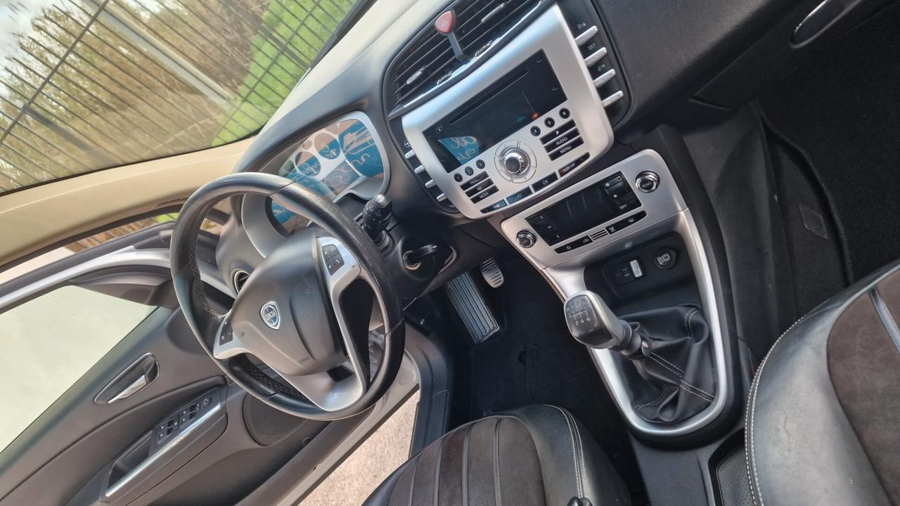 Lancia Delta 1.6 MJT 120Cv - 2012