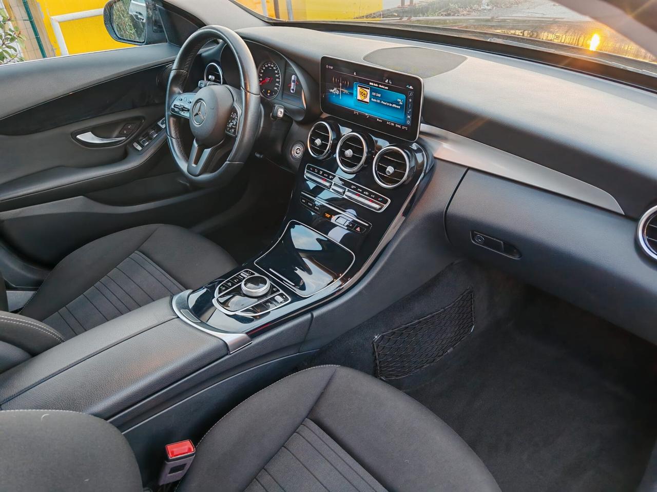 MERCEDES C220 UNICO PROP KM VERI GARANZIA 194CV