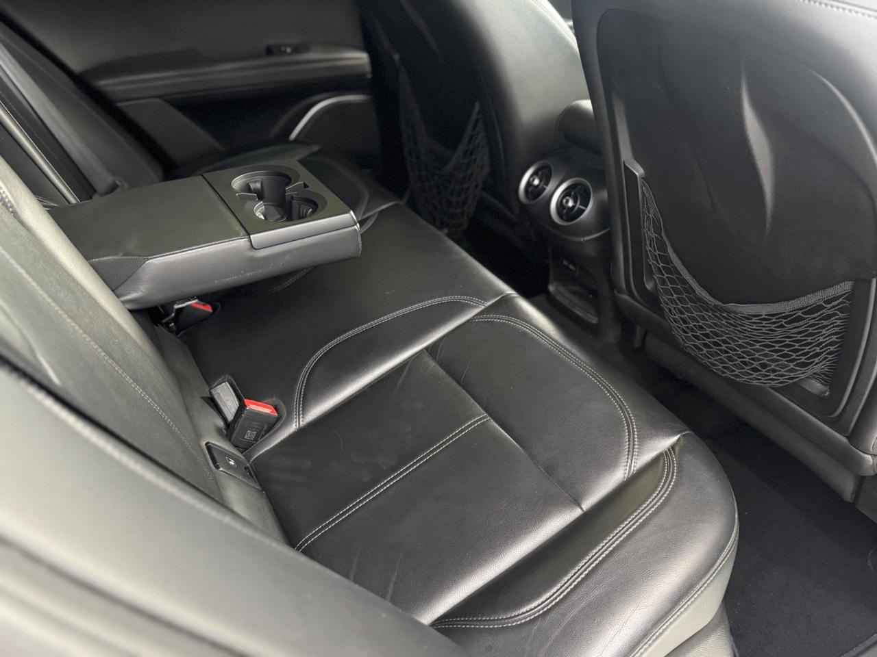 Alfa Romeo Stelvio 210CV AT8 Q4 Executive