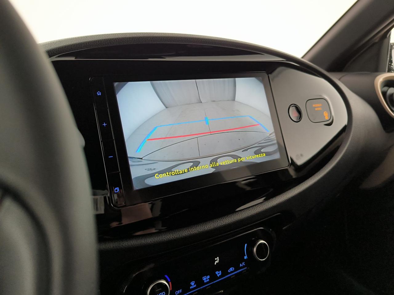 Toyota Aygo x 1.0 trend 72cv