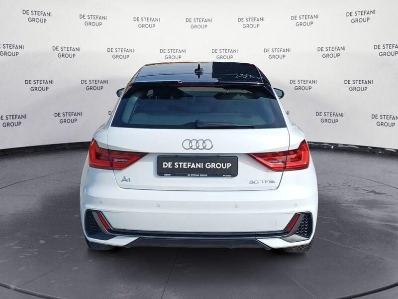 Audi A1 Sportback A1 Sportback 30 1.0 tfsi S Line Edition 110cv