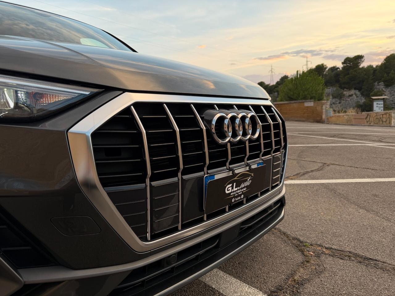 Audi Q3 S-LINE EDITION/2.0 150CV/ 20"/IVA ESPOSTA