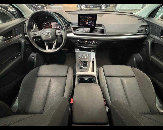 AUDI Q5 2.0 TDI quattro S tronic Business Sport