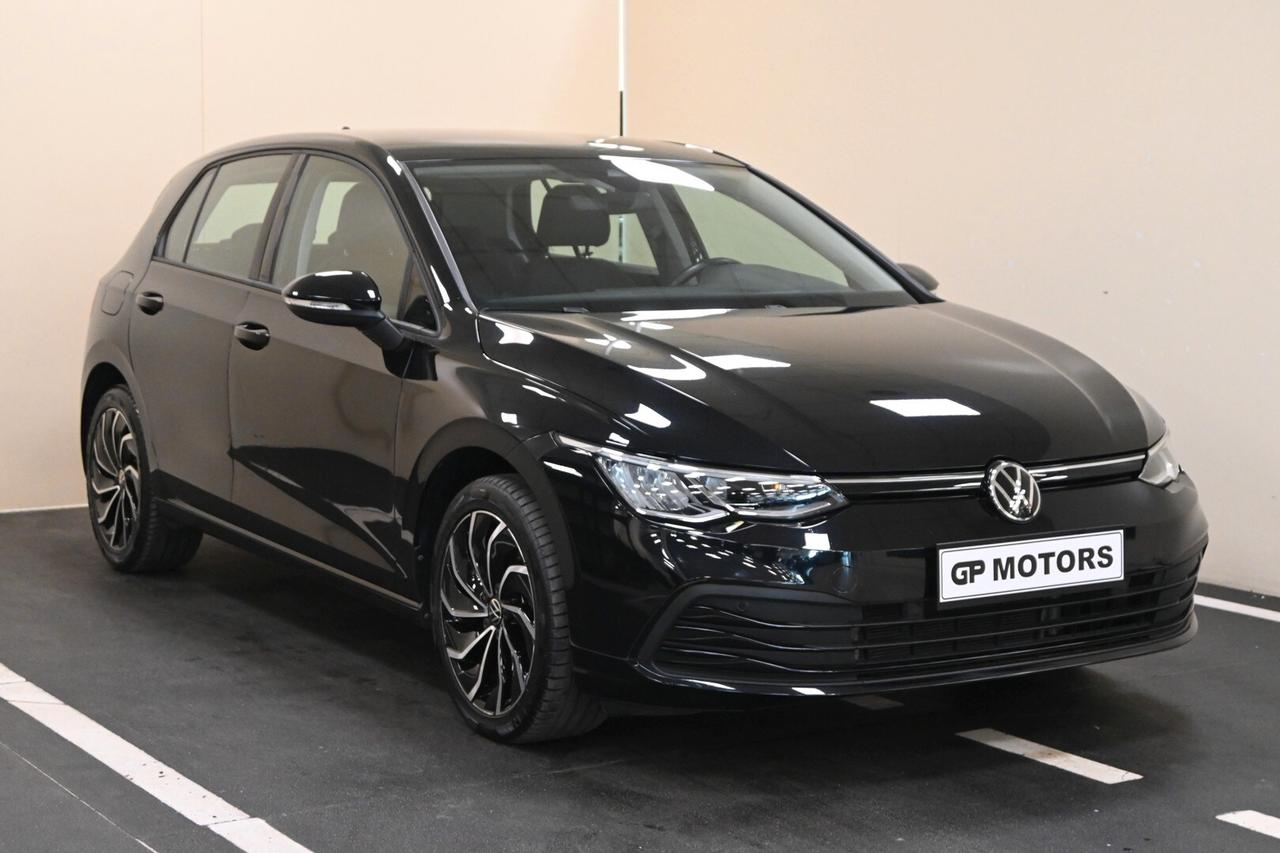 VOLKSWAGEN Golf 8ª serie Golf 1.0 eTSI EVO DSG...
