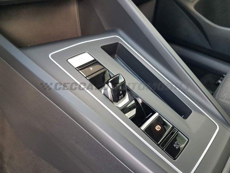 Volkswagen Golf Golf 1.0 etsi evo Life 110cv dsg