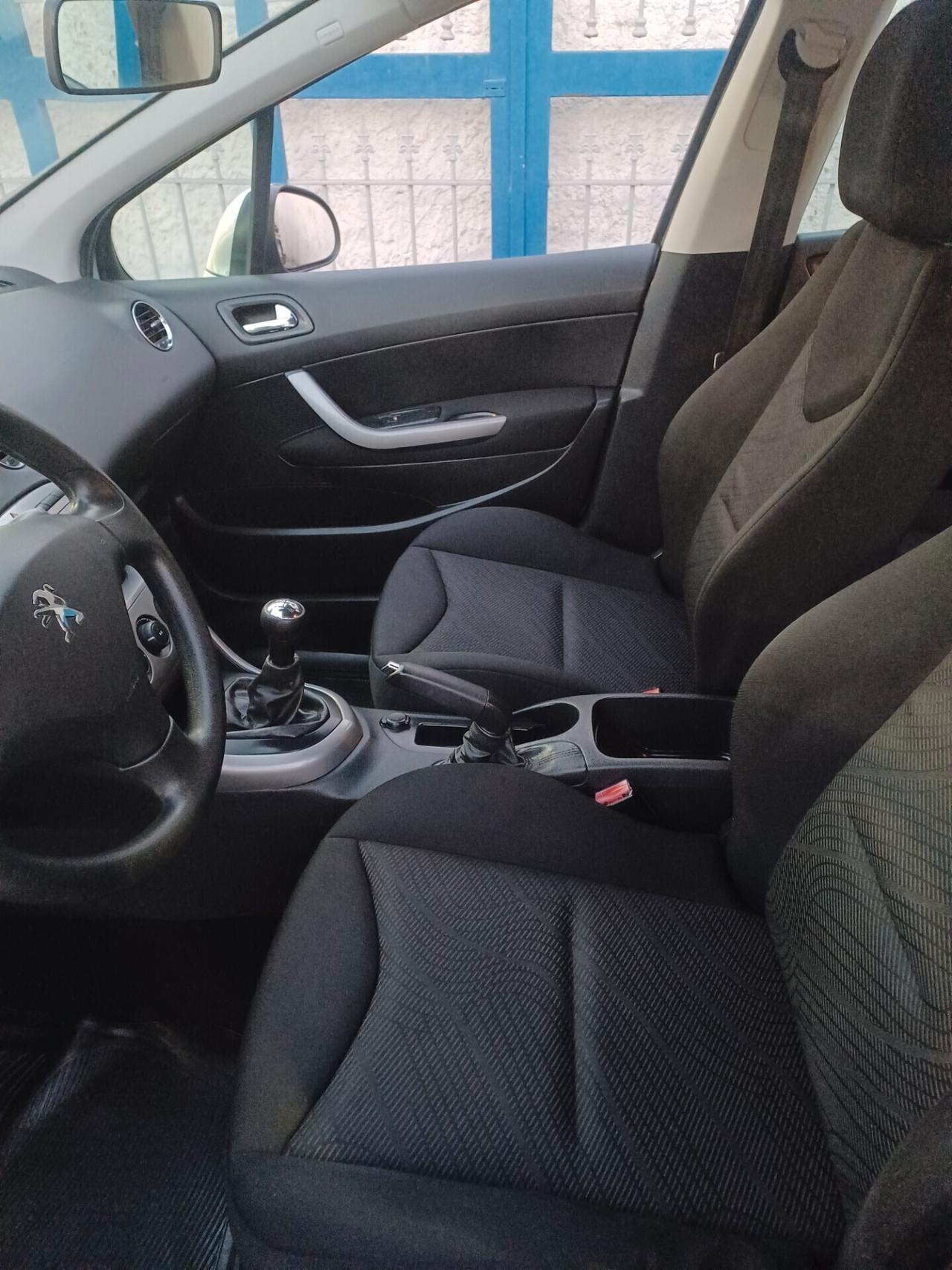 Peugeot 308 1.6 HDi ANNO 2013