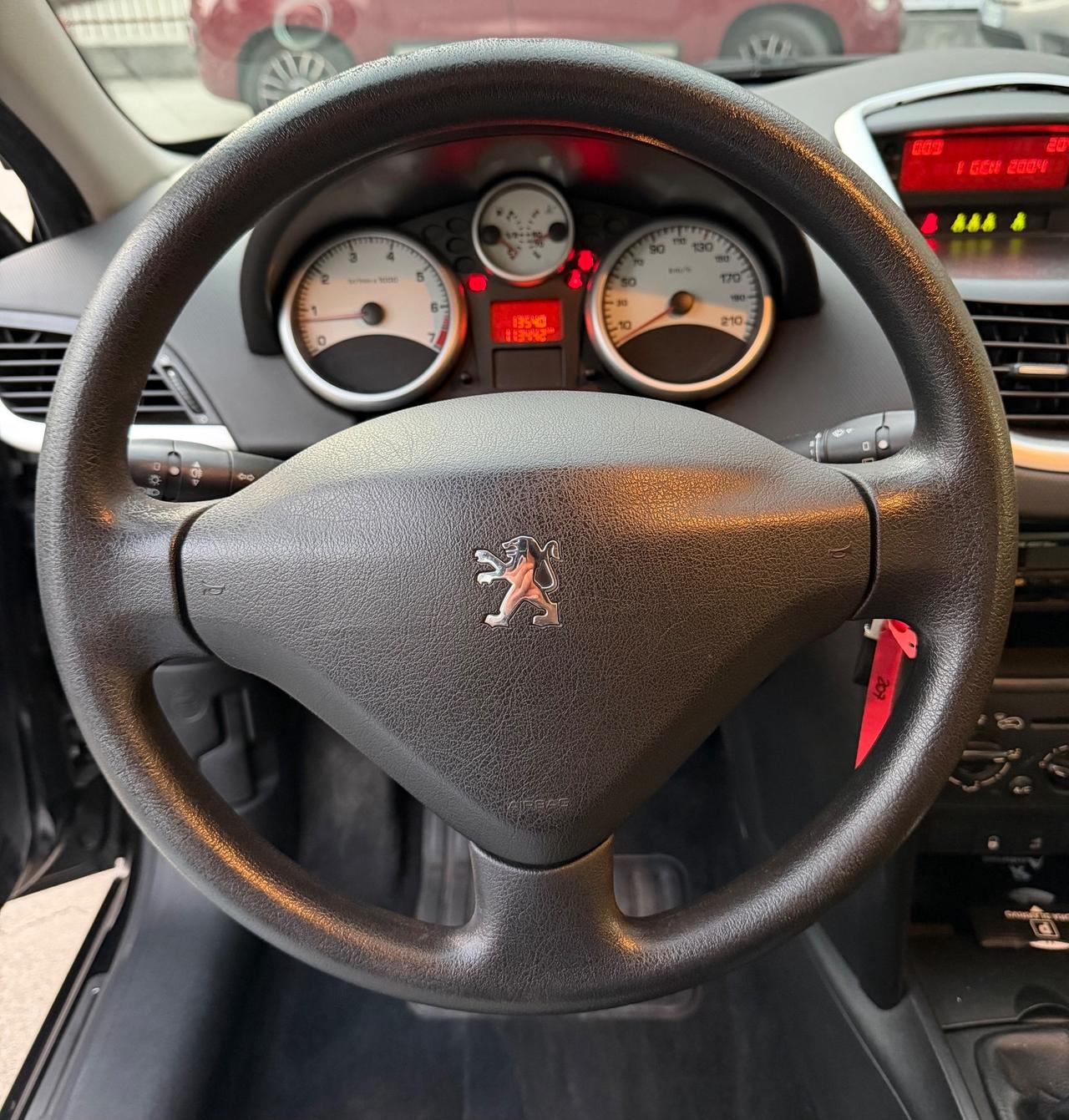 Peugeot 207 5porte- Neopatentati- Cinghia stostituita