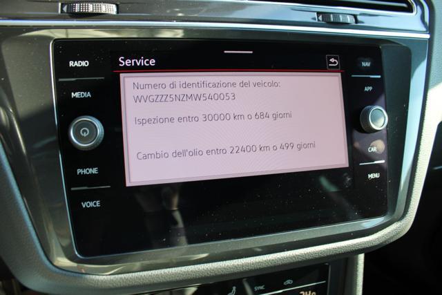 VOLKSWAGEN Tiguan 2.0TDI DSG 4MOTION R-Line IQLED-KAMERA