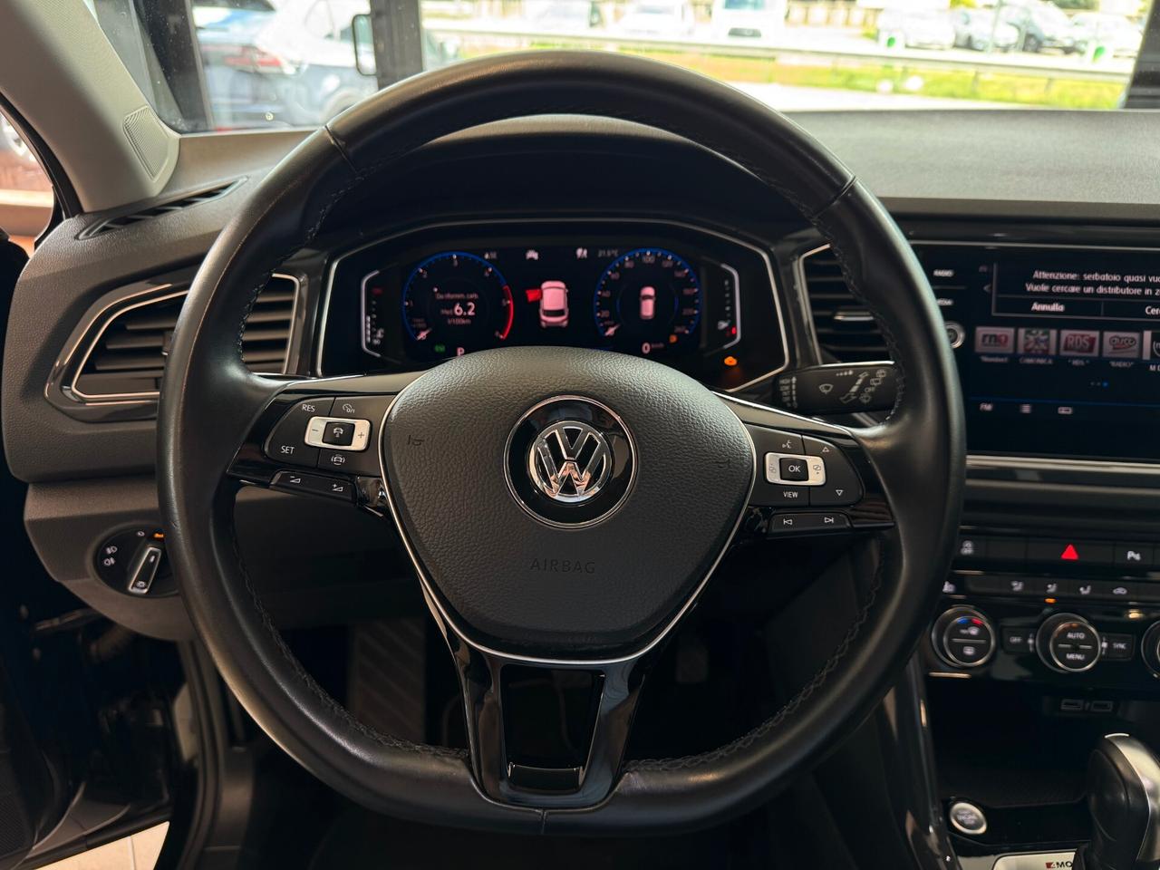 VOLKSWAGEN T-ROC 2.0cc 150CV 4X4 AUTOMATICO DSG