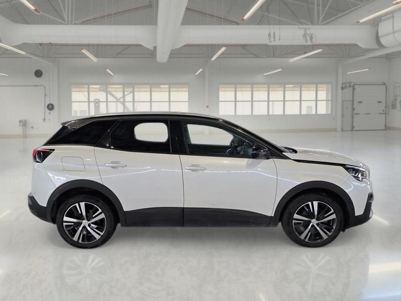 PEUGEOT 3008 BlueHDI 130 EAT8 S/S Business