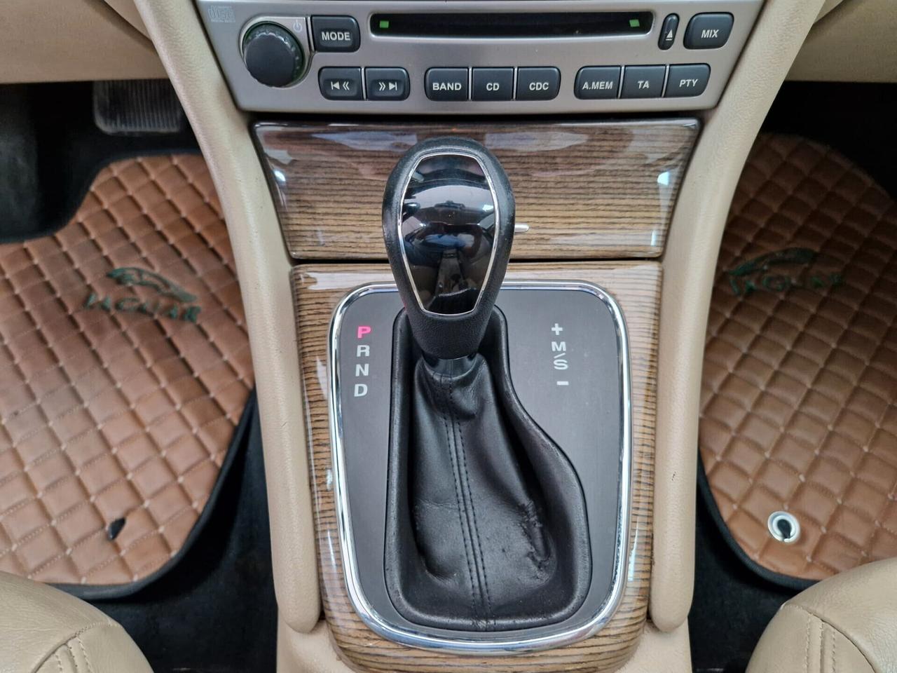 Jaguar X-Type 2.2 full optional automatica