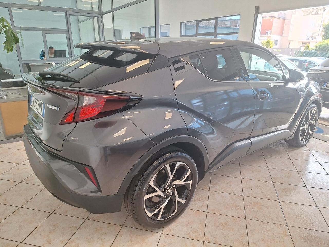 Toyota C-HR 1.8 Hybrid E-CVT Trend