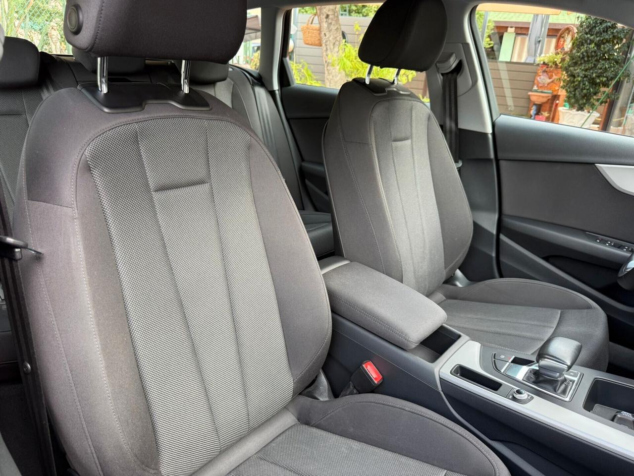 Audi A4 Avant 30 TDI/136 CV S tronic Business