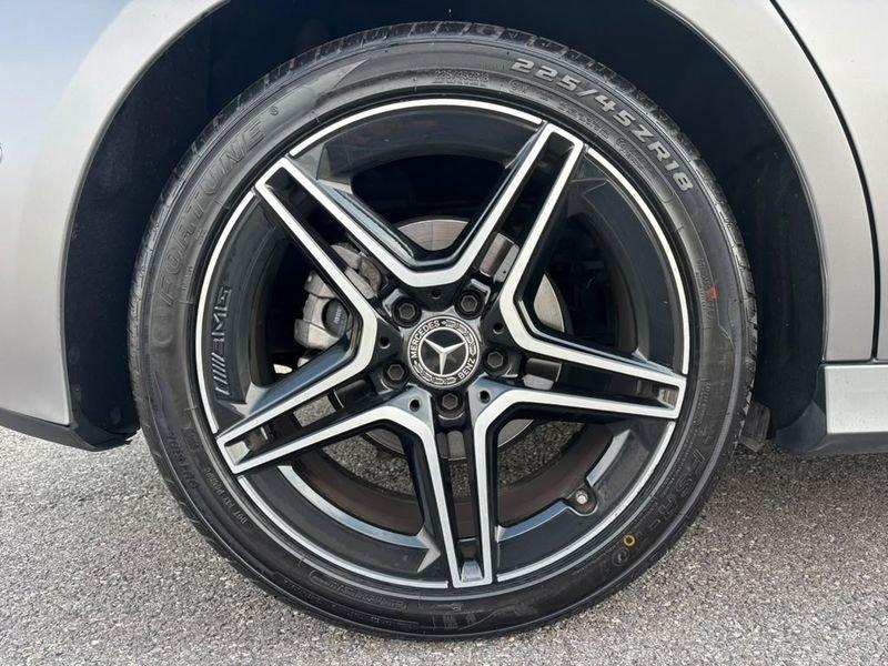 Mercedes-Benz Classe A A180 PREMIUM AMG