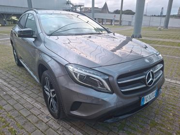 Mercedes-benz GLA 180 d Premium
