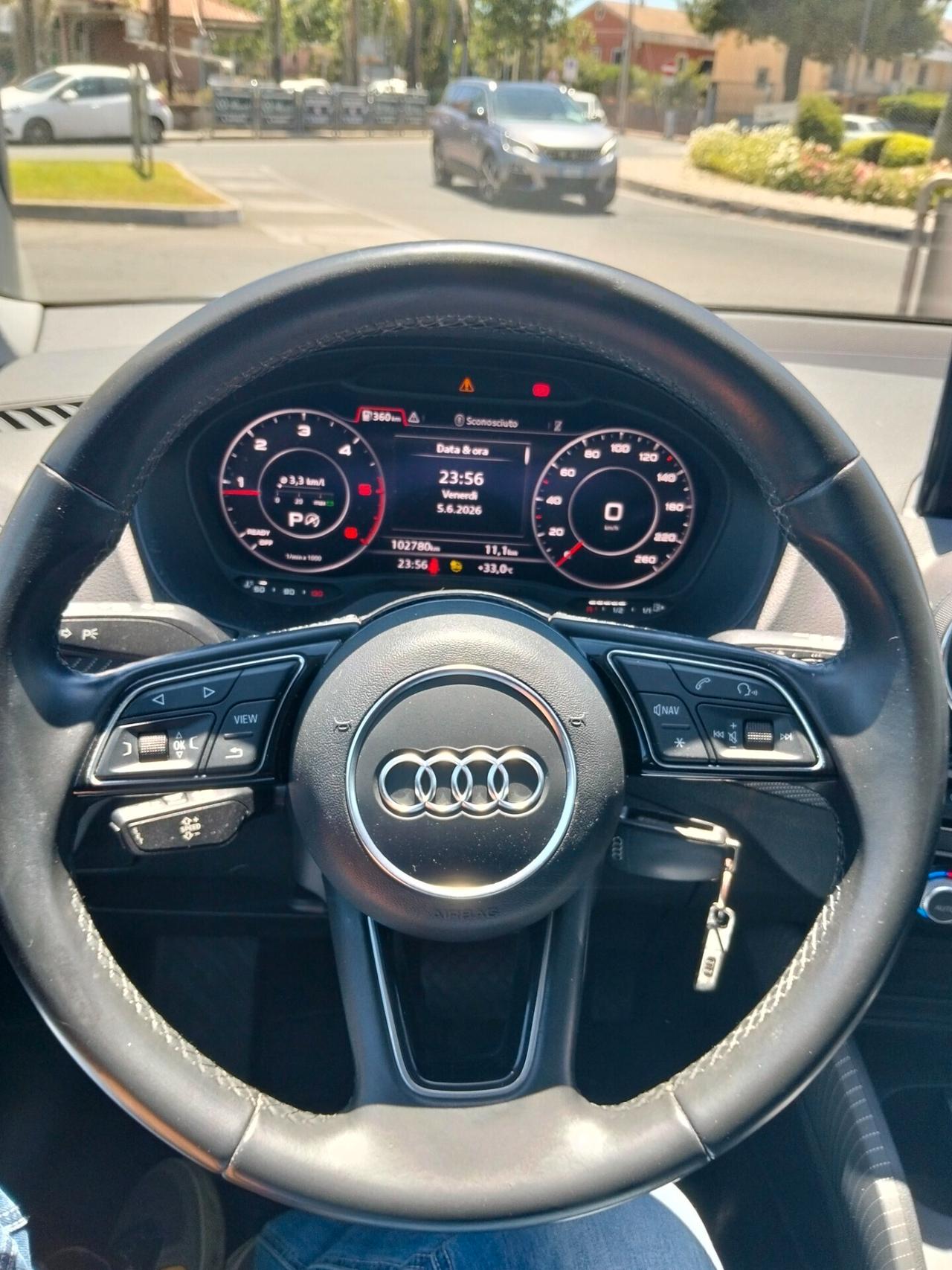 Audi Q2 35 TDI S tronic Admired