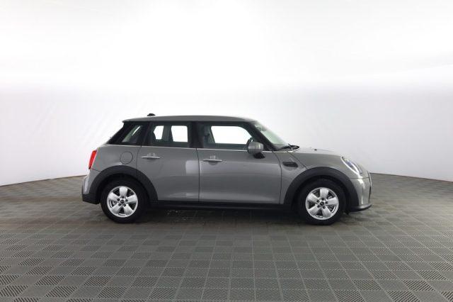 MINI Mini 5 Porte 1.5 Cooper Essential 5 porte