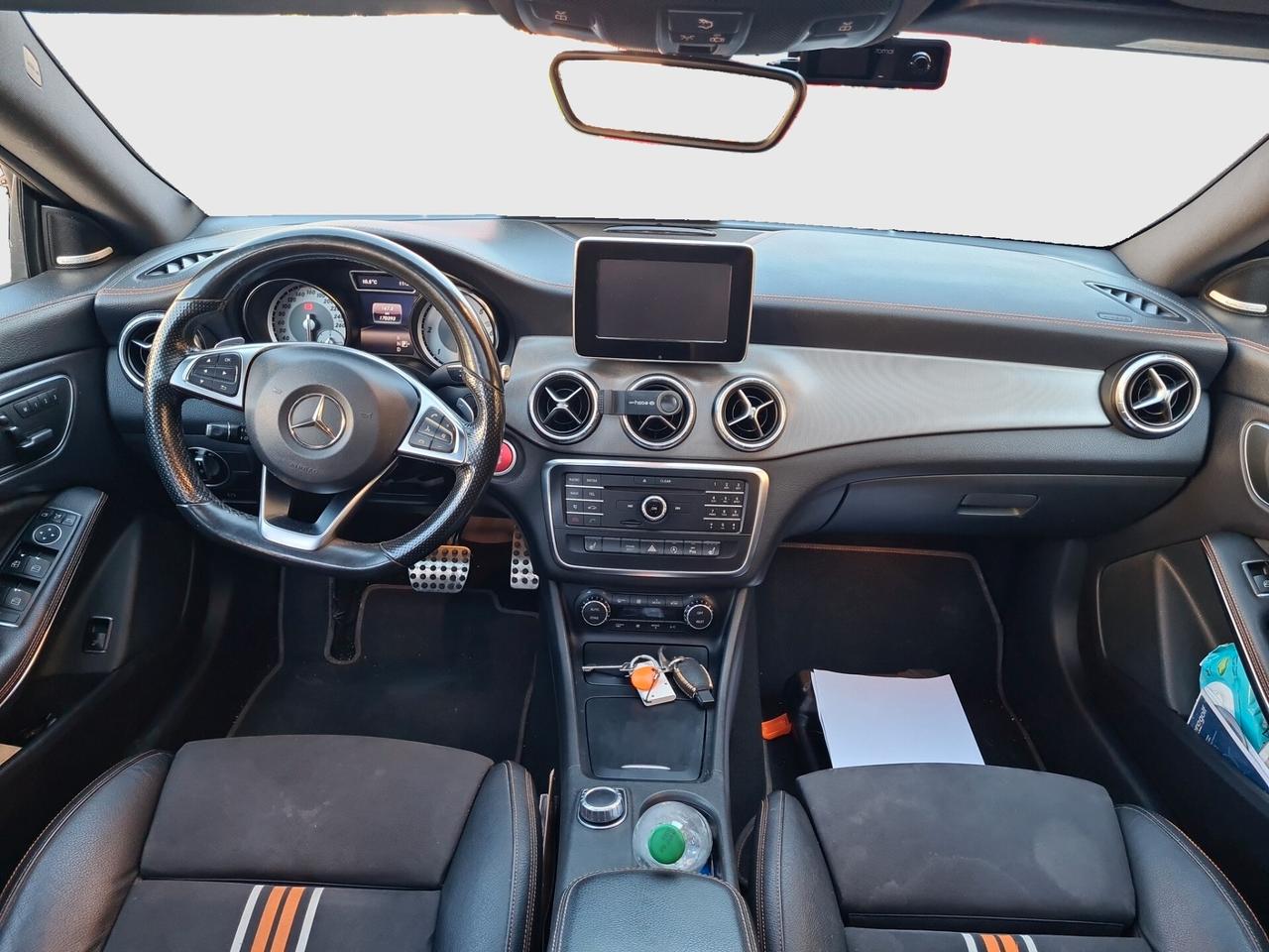 Mercedes-benz CLA 220d 4MATIC Shooting Brake OrangeArt Edition