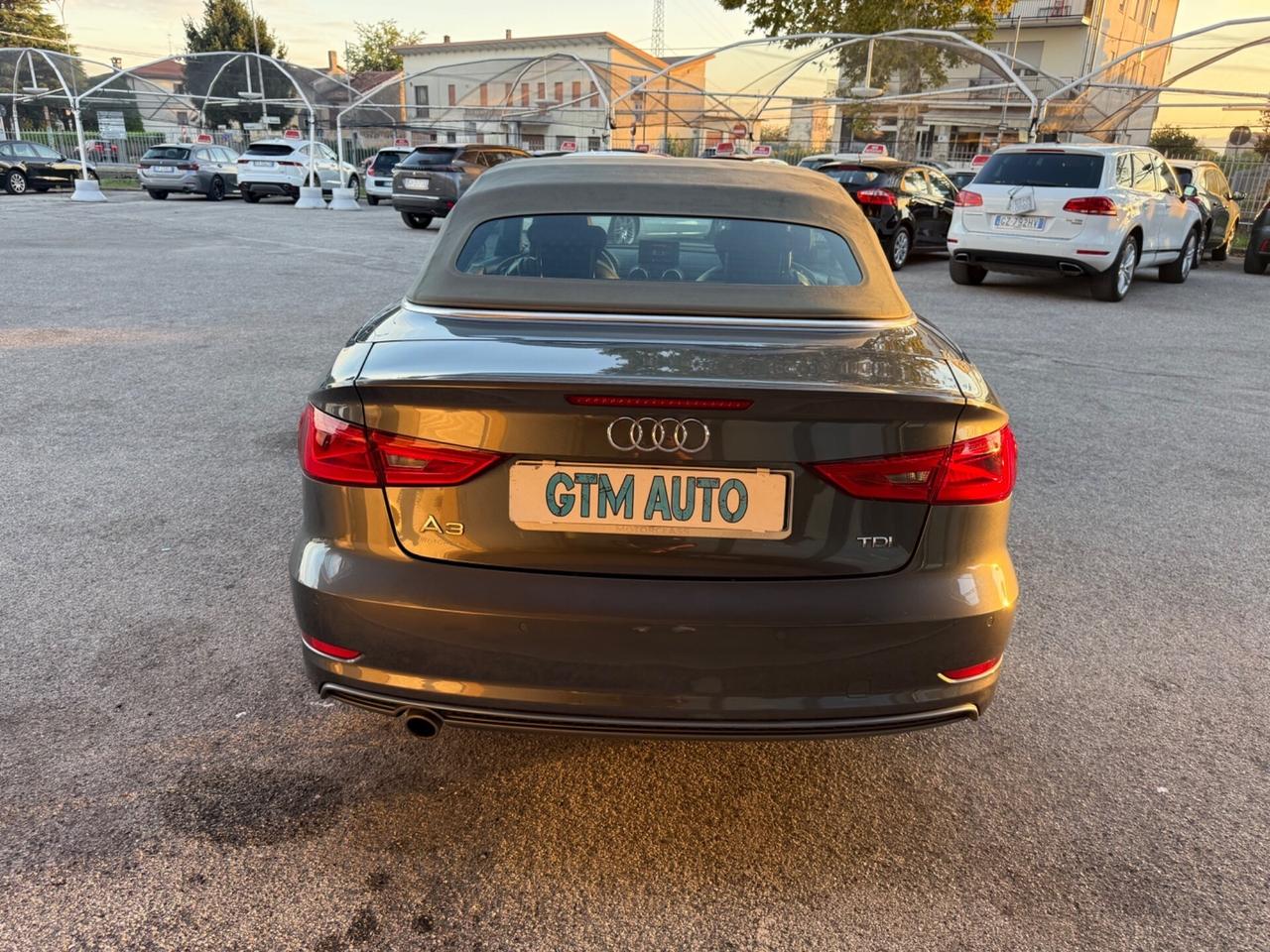 Audi A3 Sedan 1.6 TDI 110 CV S-Line