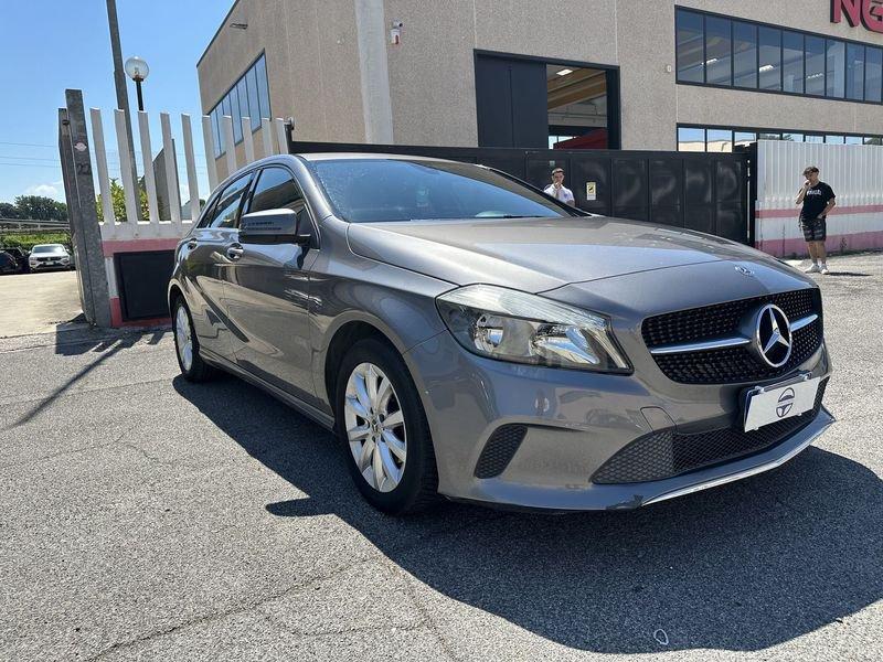 Mercedes-Benz Classe A A 160 d Automatic Sport