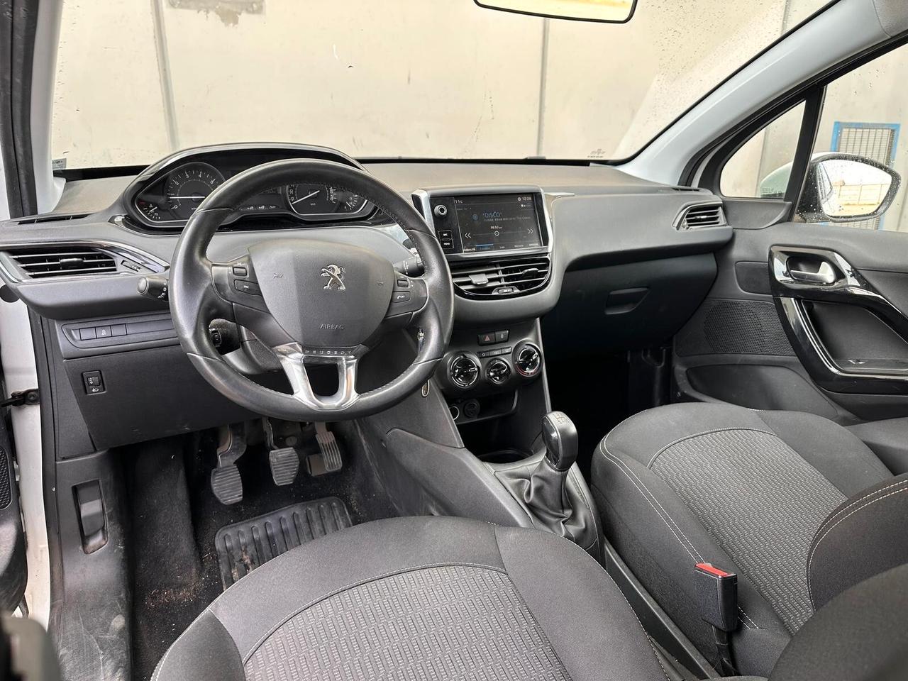 Peugeot 208 PureTech 82cv 5 porte Active