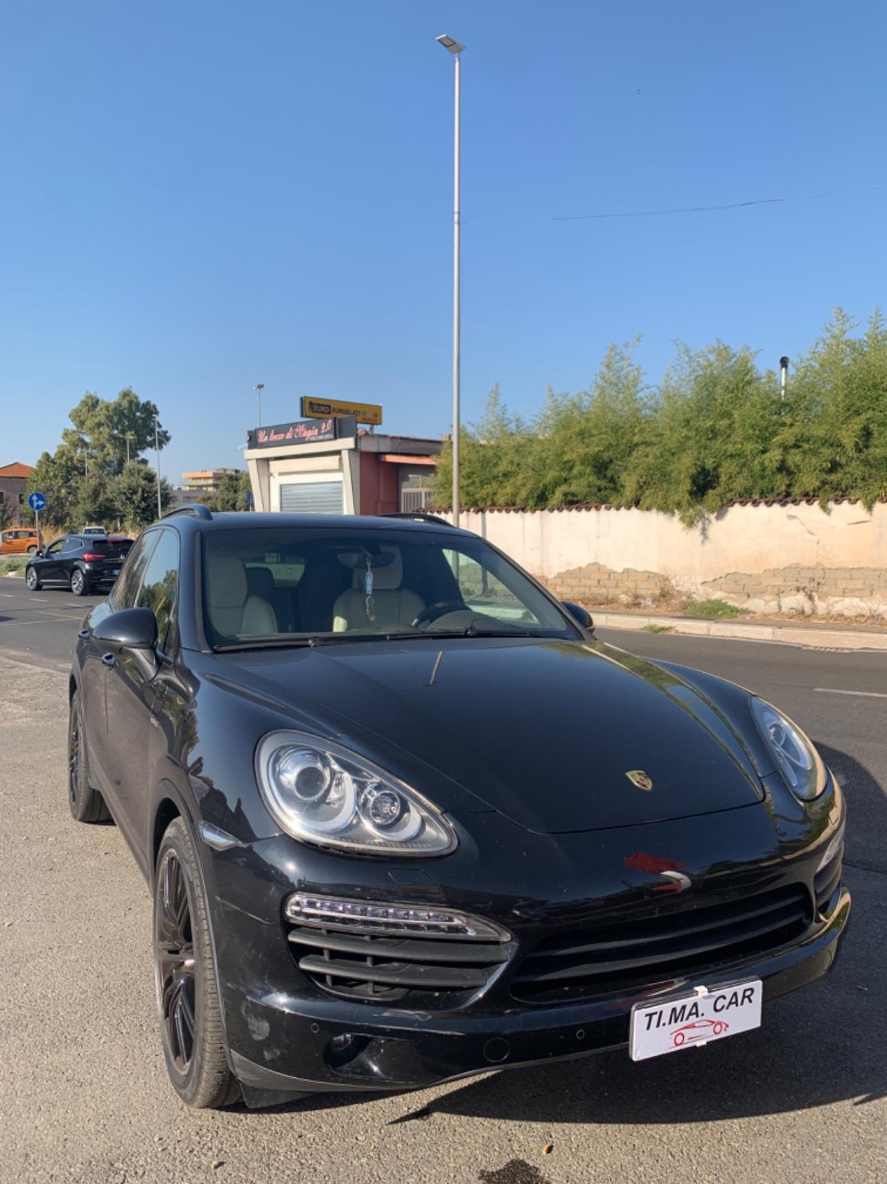 Porsche Cayenne 3.0 S Hybrid