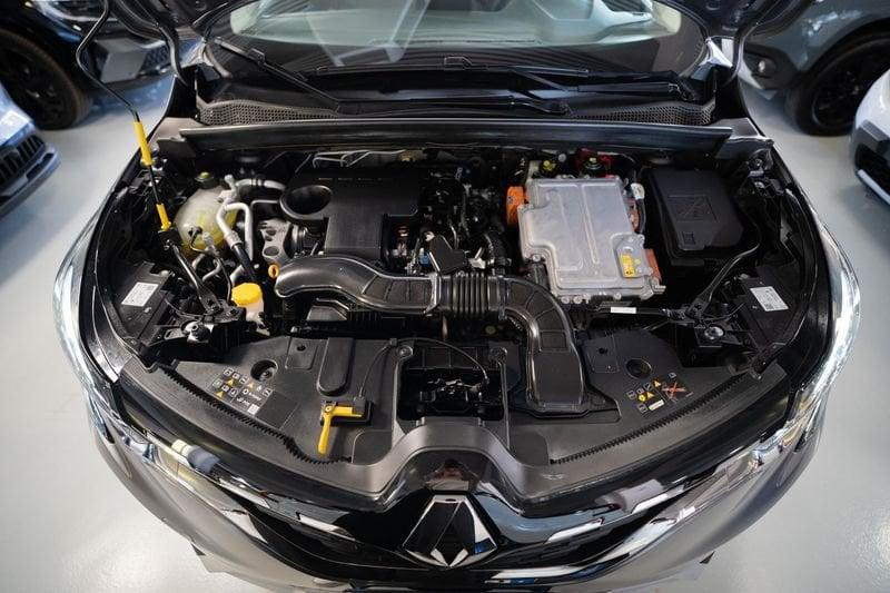 Renault Captur 1.6 E-Tech hybrid Techno Fast Track 145cv auto