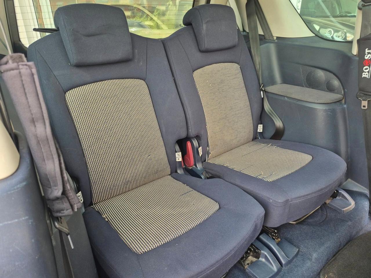 Peugeot 1007 1.4 HDi 68 CV OK NEOP.