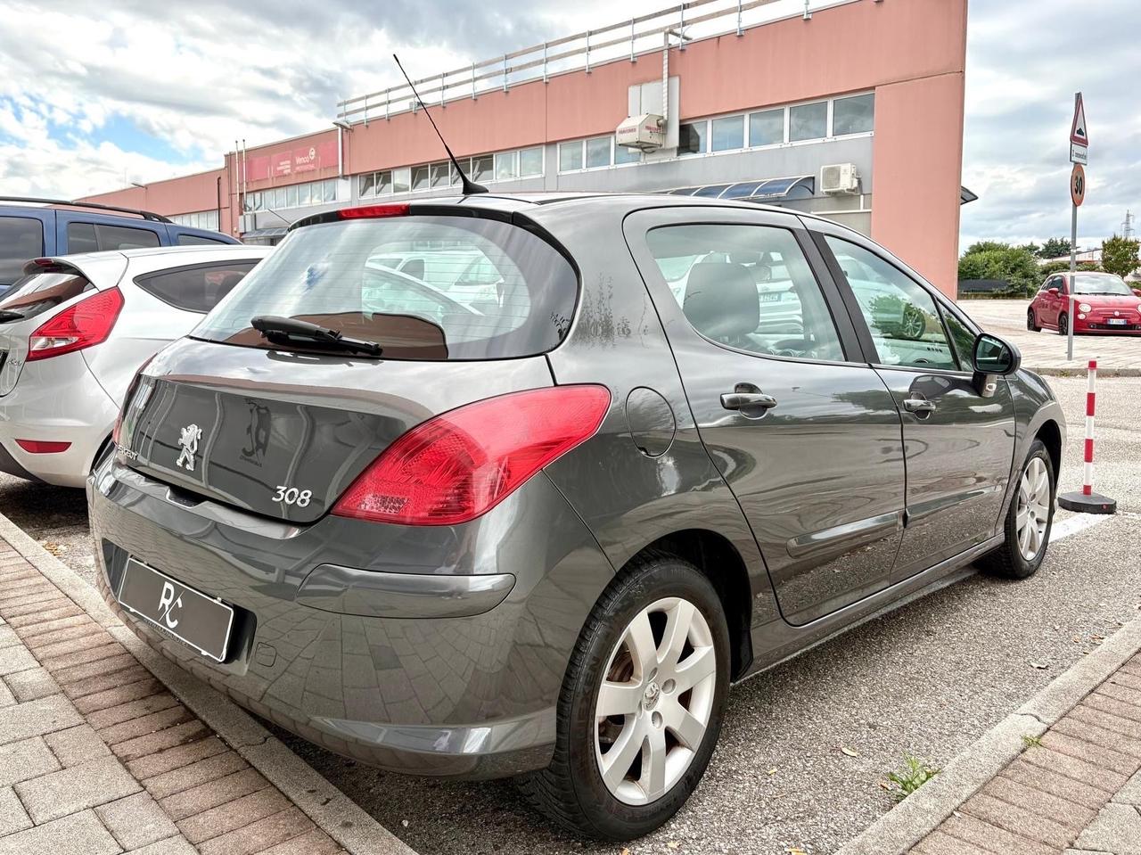 Peugeot 308 1.6 VTi 120CV 5p. Active