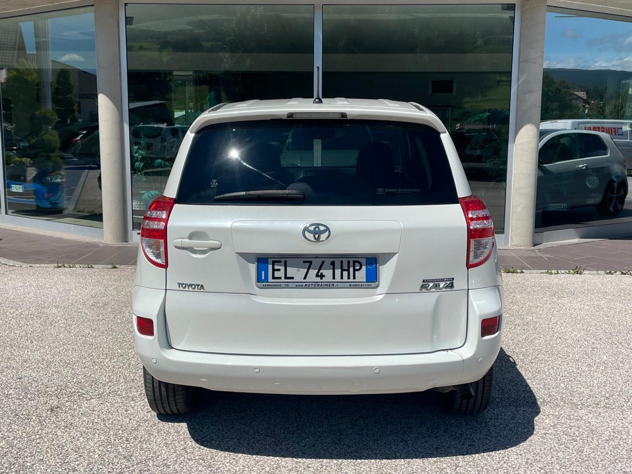 Toyota RAV 4 4x4 Crossover 2.2 D-4D 150 CV Lounge